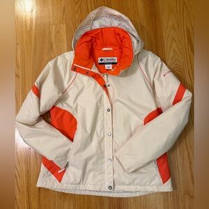 Columbia Women's Ski Jacket in Cream and Orange Size XL Puffer